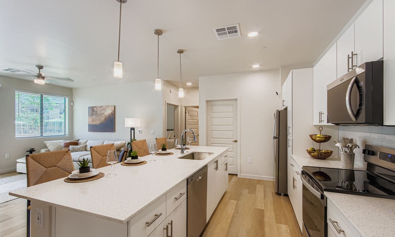 31700 N 29th Ave - Web Quality - 005 - 06 Kitchen